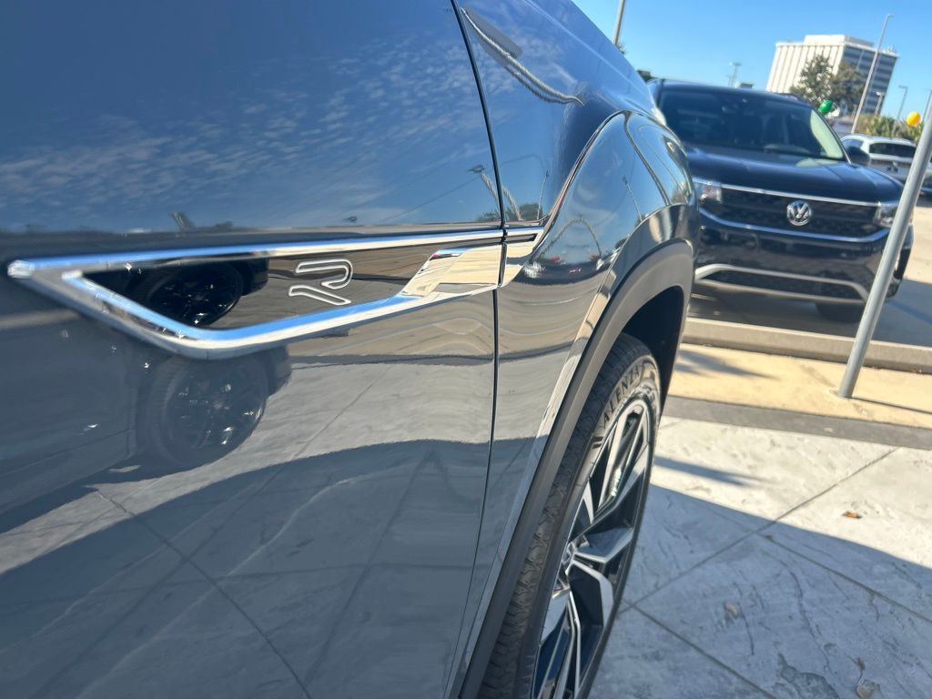 2026 Volkswagen Atlas 2.0T SEL Premium R-Line Tampa FL