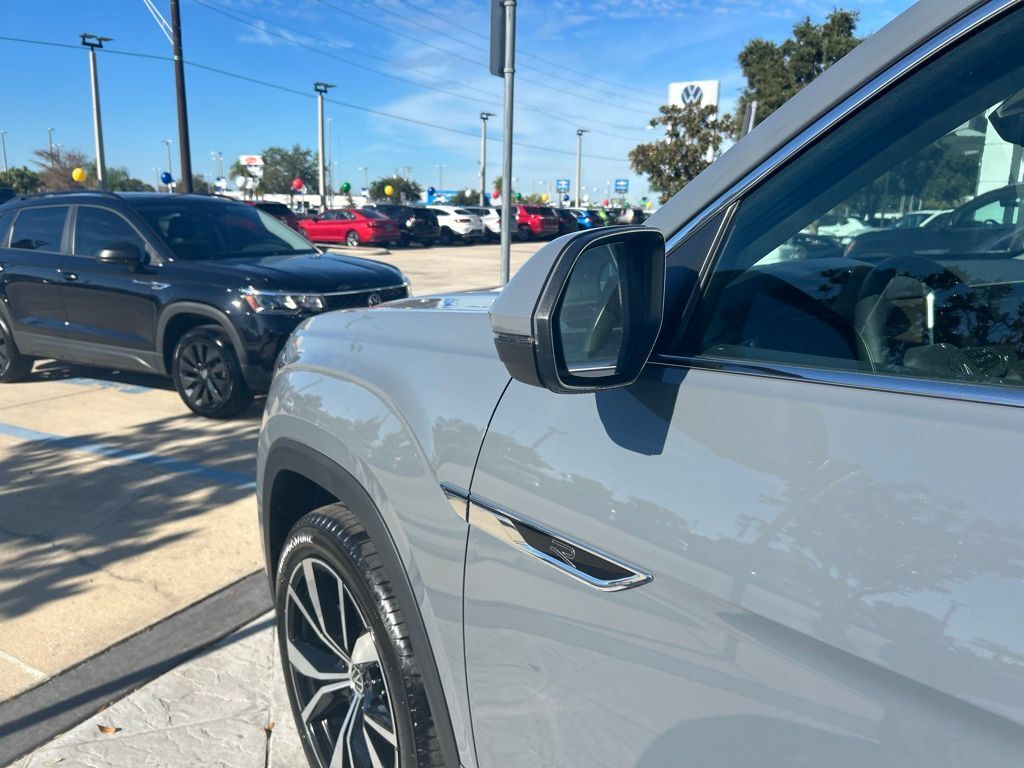 2026 Volkswagen Atlas 2.0T SEL Premium R-Line Tampa FL