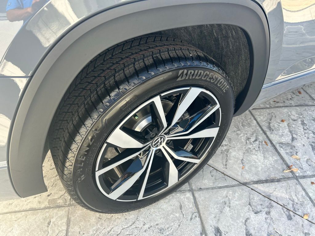 2026 Volkswagen Atlas 2.0T SEL Premium R-Line Tampa FL