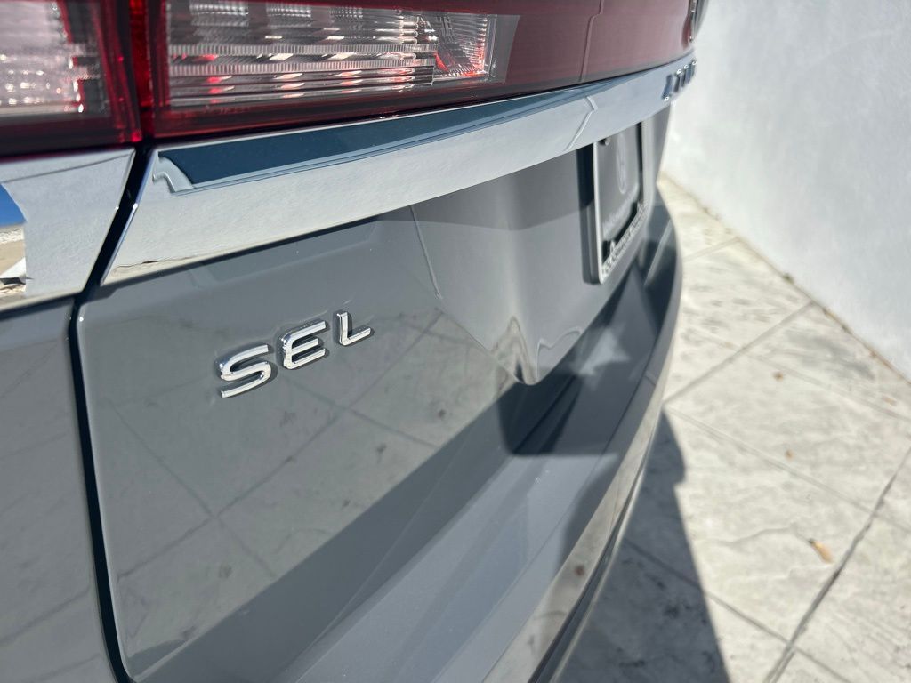 2026 Volkswagen Atlas 2.0T SEL Premium R-Line Tampa FL