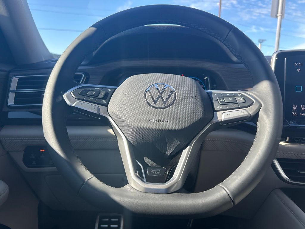 2026 Volkswagen Atlas 2.0T SEL Premium R-Line Tampa FL