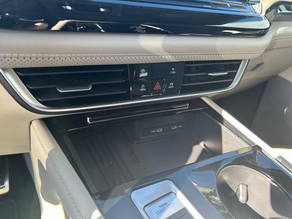 2026 Volkswagen Atlas 2.0T SEL Premium R-Line Tampa FL