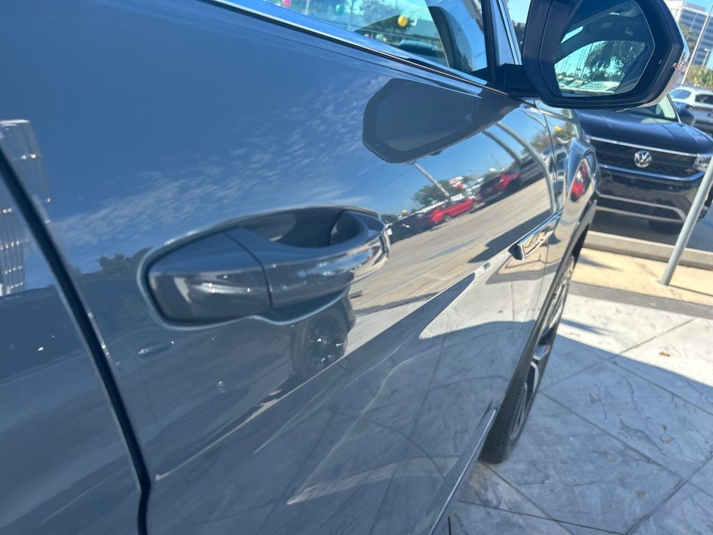 2026 Volkswagen Atlas 2.0T SEL Premium R-Line Tampa FL