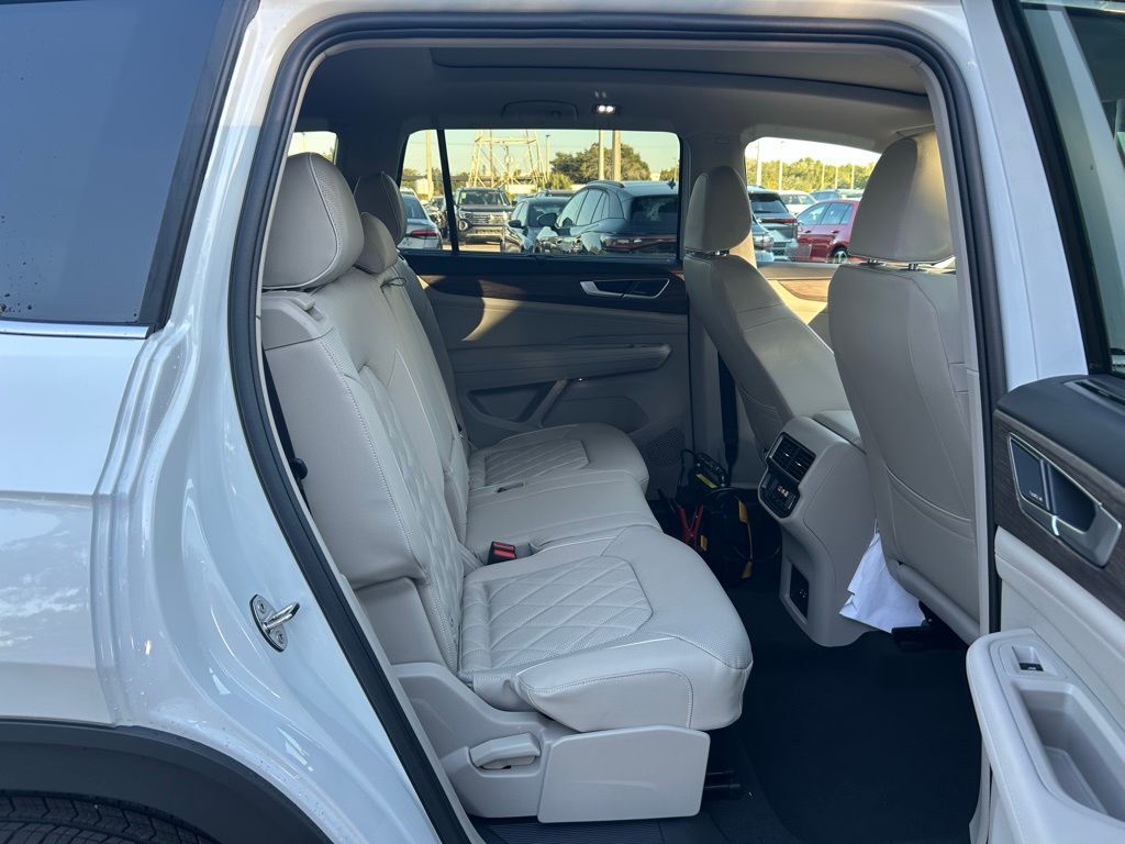 2026 Volkswagen Atlas 2.0T SEL Premium R-Line Tampa FL