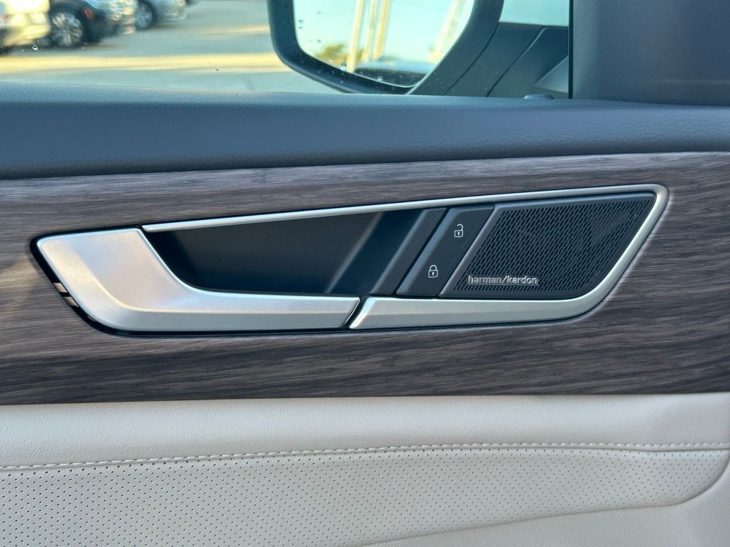 2026 Volkswagen Atlas 2.0T SEL Premium R-Line Tampa FL