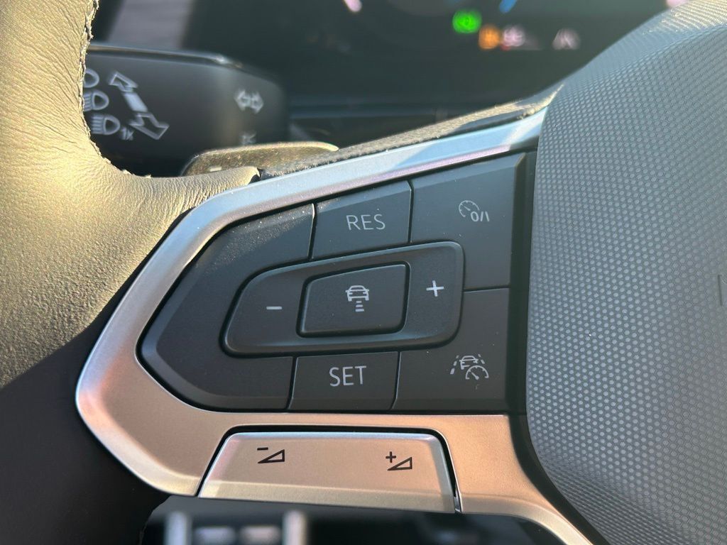 2026 Volkswagen Atlas 2.0T SEL Premium R-Line Tampa FL