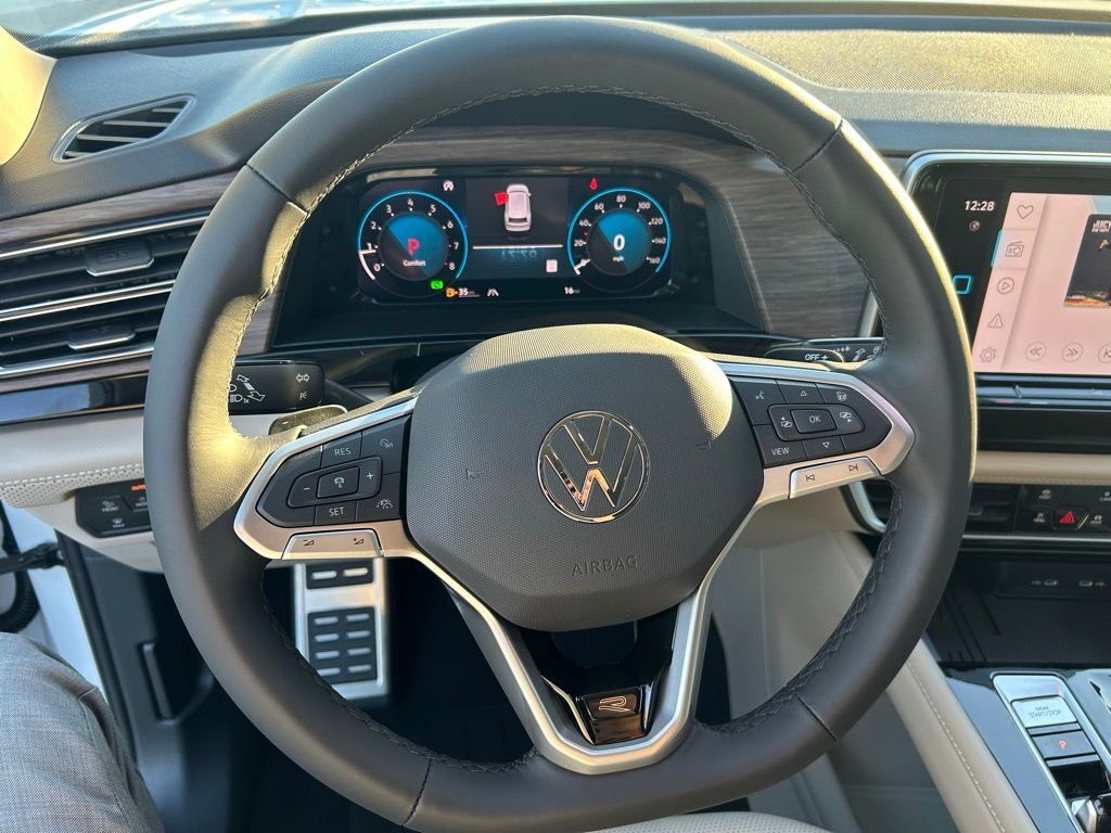 2026 Volkswagen Atlas 2.0T SEL Premium R-Line Tampa FL