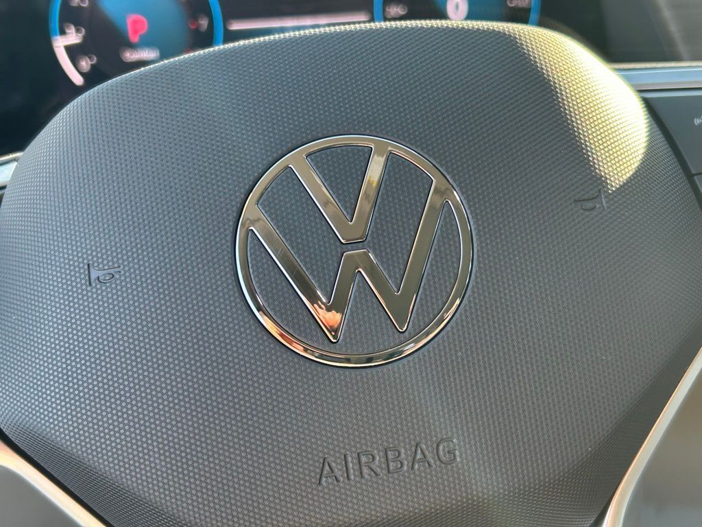 2026 Volkswagen Atlas 2.0T SEL Premium R-Line Tampa FL