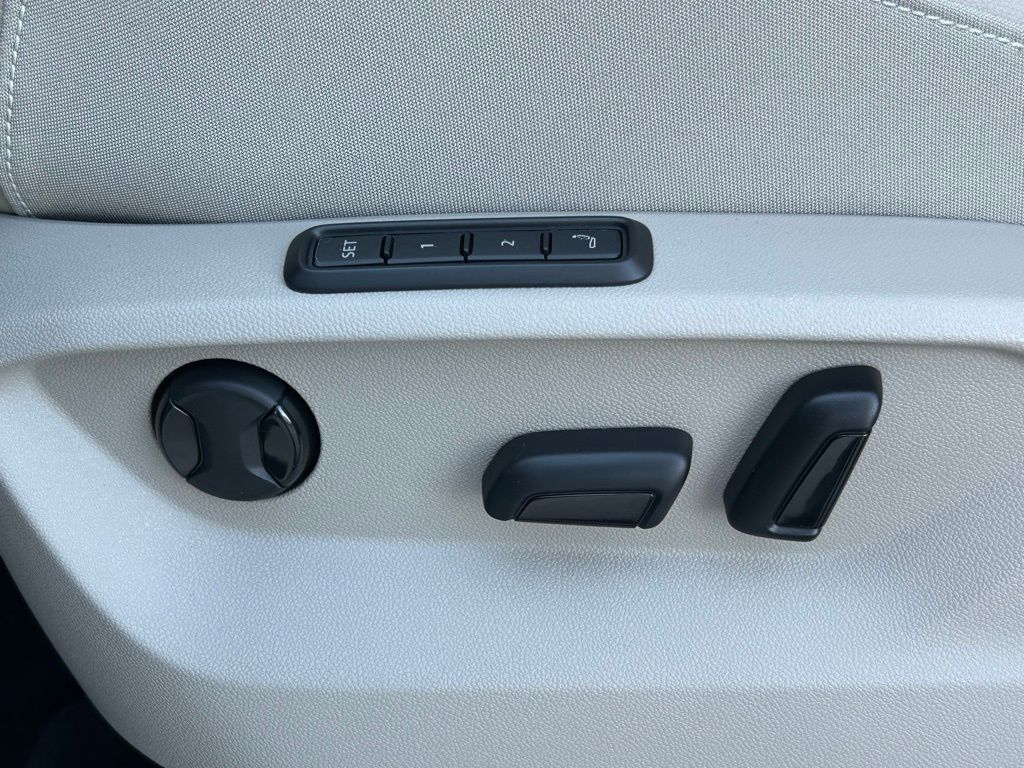 2026 Volkswagen Atlas 2.0T SEL Premium R-Line Tampa FL