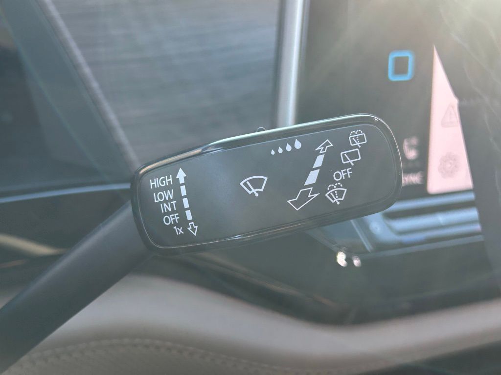 2026 Volkswagen Atlas 2.0T SEL Premium R-Line Tampa FL