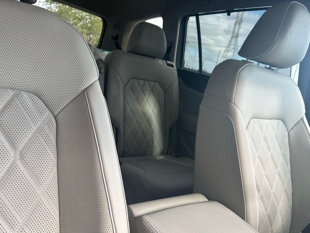 2026 Volkswagen Atlas 2.0T SEL Premium R-Line Tampa FL