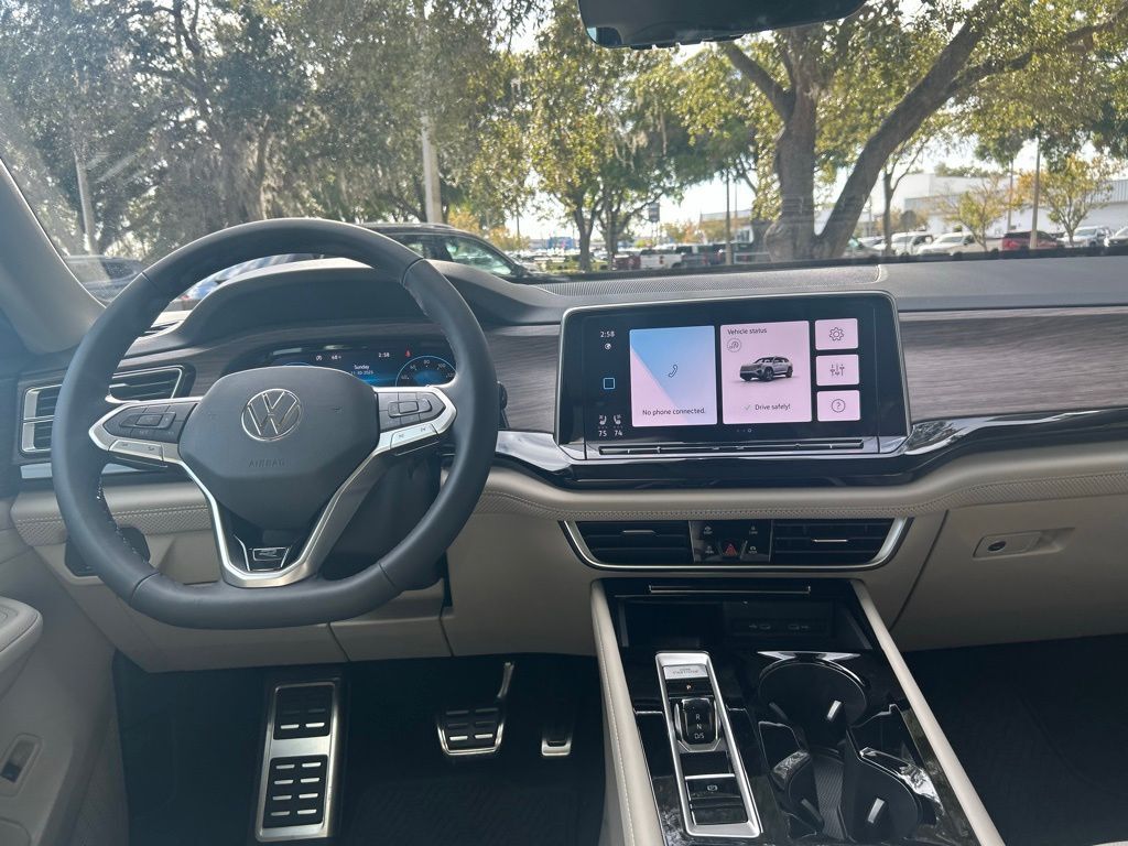 2026 Volkswagen Atlas 2.0T SEL Premium R-Line Tampa FL