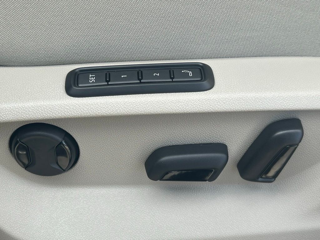 2026 Volkswagen Atlas 2.0T SEL Premium R-Line Tampa FL