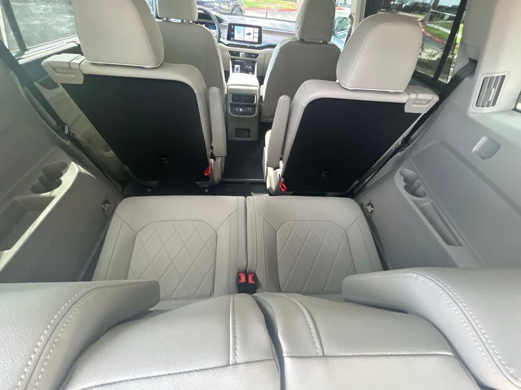 2026 Volkswagen Atlas 2.0T SEL Premium R-Line Tampa FL