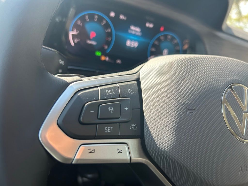 2026 Volkswagen Atlas 2.0T SEL Premium R-Line Tampa FL