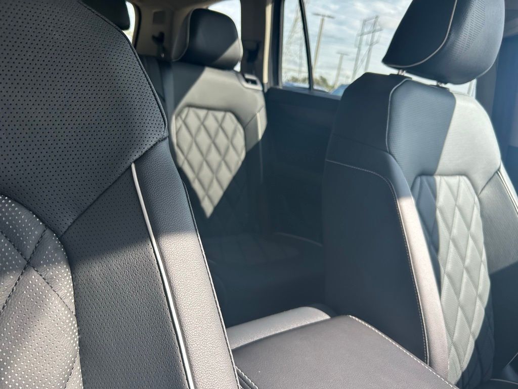 2026 Volkswagen Atlas 2.0T SEL Premium R-Line Tampa FL