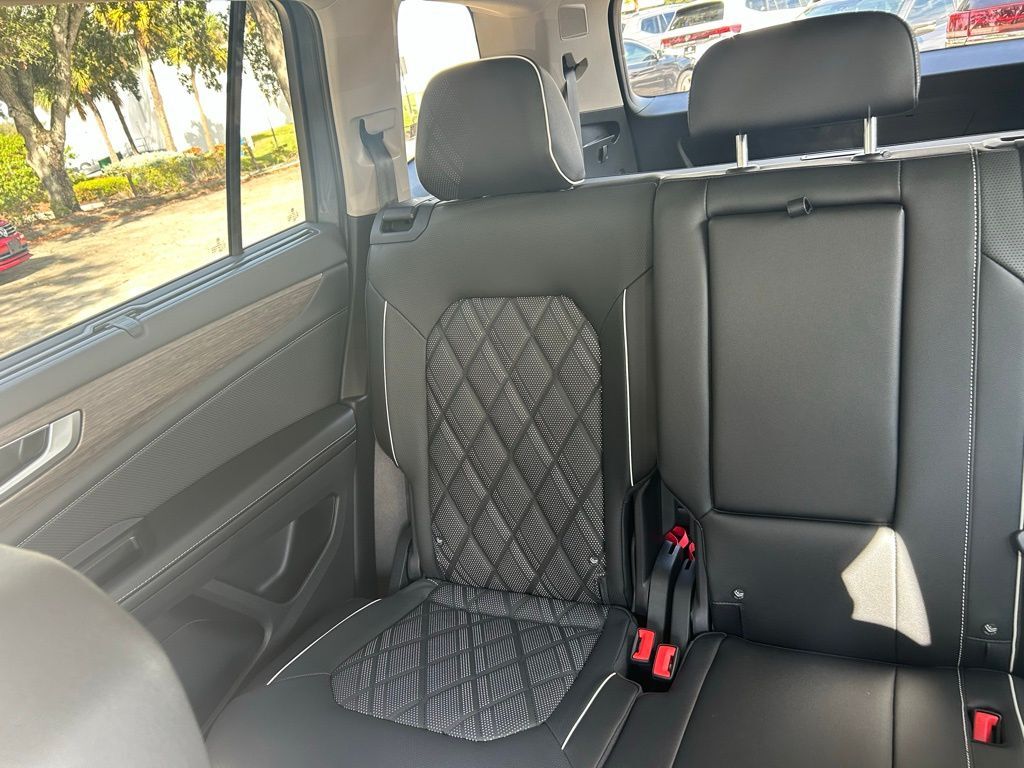 2026 Volkswagen Atlas 2.0T SEL Premium R-Line Tampa FL