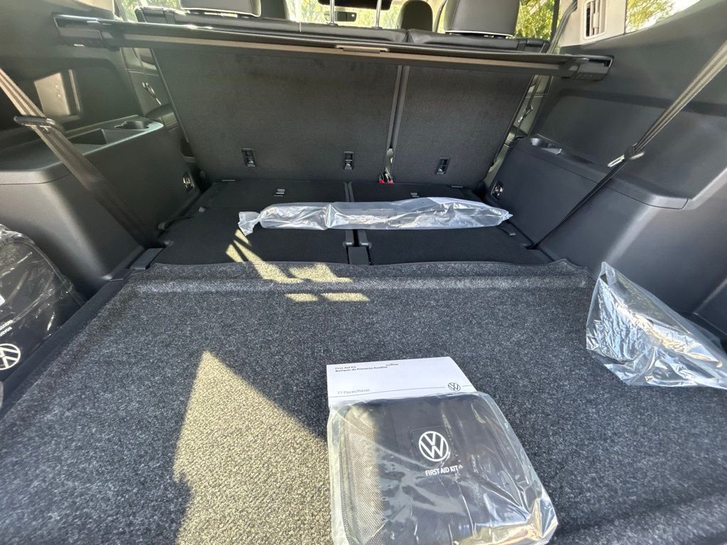 2026 Volkswagen Atlas 2.0T SEL Premium R-Line Tampa FL