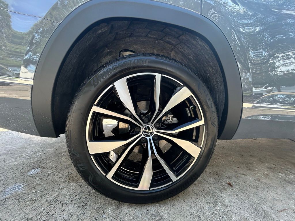 2026 Volkswagen Atlas 2.0T SEL Premium R-Line Tampa FL