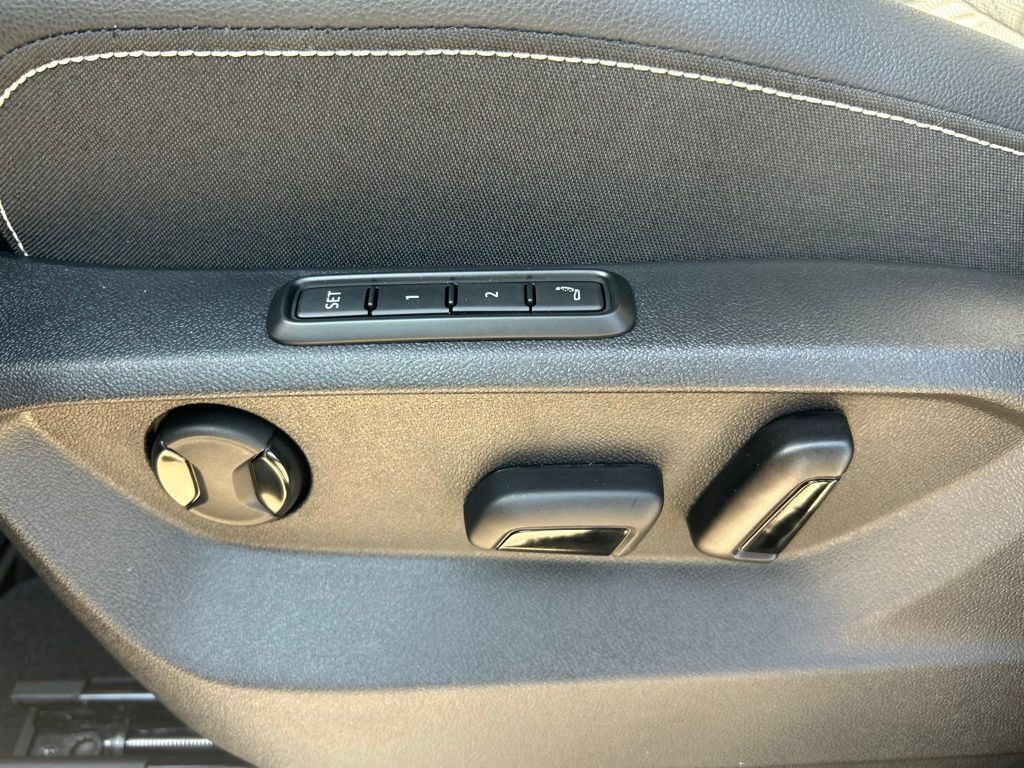 2026 Volkswagen Atlas 2.0T SEL Premium R-Line Tampa FL