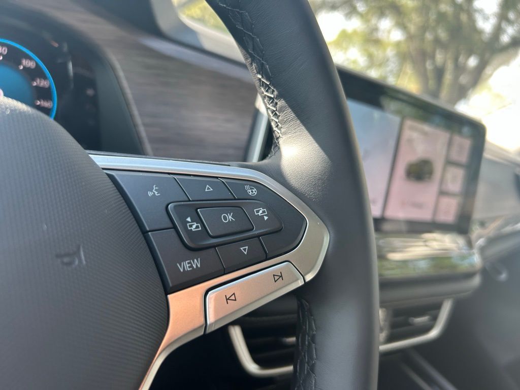 2026 Volkswagen Atlas 2.0T SEL Premium R-Line Tampa FL