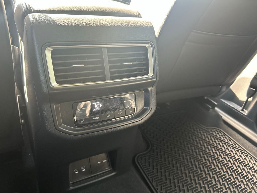 2026 Volkswagen Atlas 2.0T SEL Premium R-Line Tampa FL