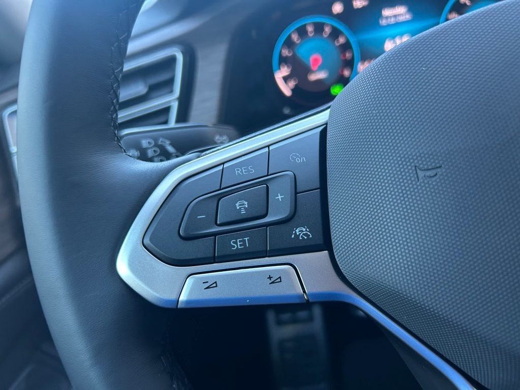 2026 Volkswagen Atlas 2.0T SEL Premium R-Line Tampa FL