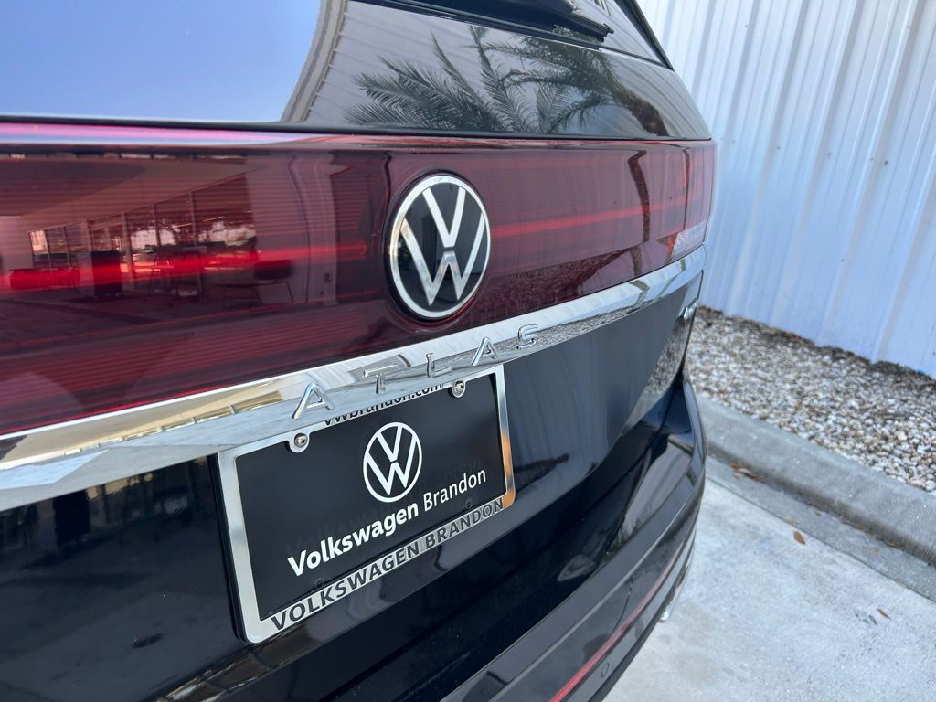 2026 Volkswagen Atlas 2.0T SEL Premium R-Line Tampa FL
