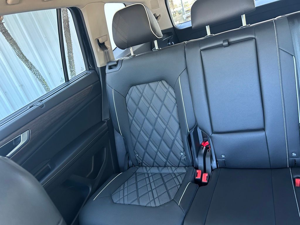 2026 Volkswagen Atlas 2.0T SEL Premium R-Line Tampa FL