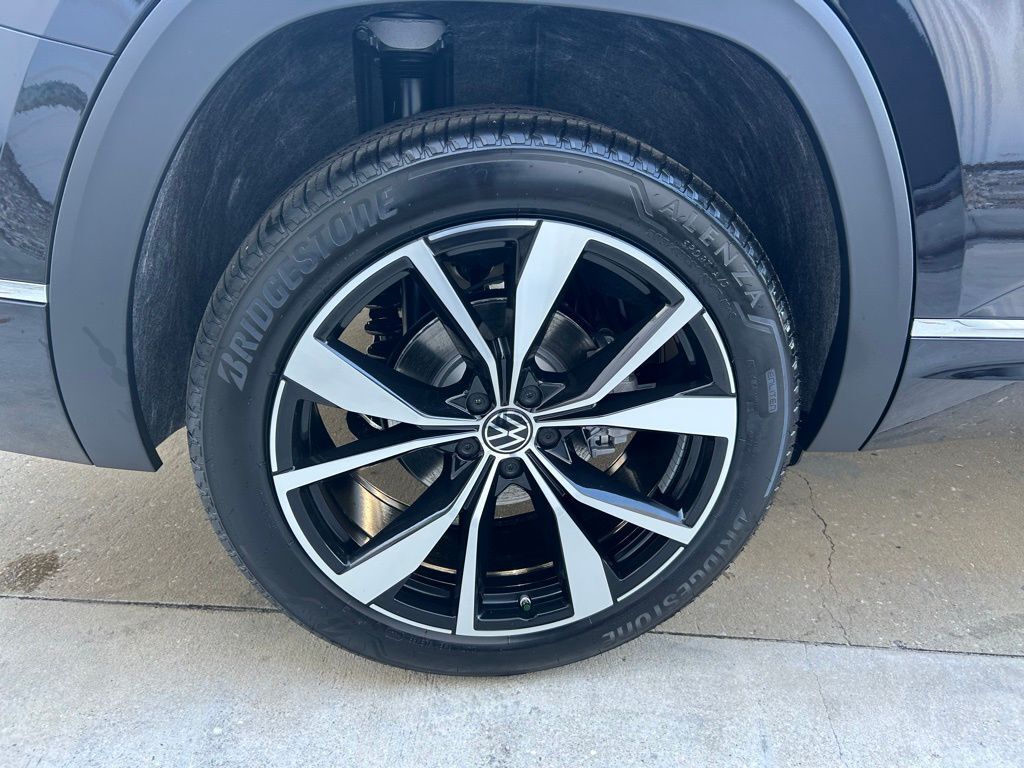 2026 Volkswagen Atlas 2.0T SEL Premium R-Line Tampa FL