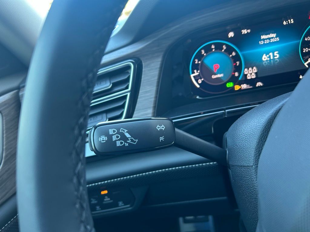 2026 Volkswagen Atlas 2.0T SEL Premium R-Line Tampa FL