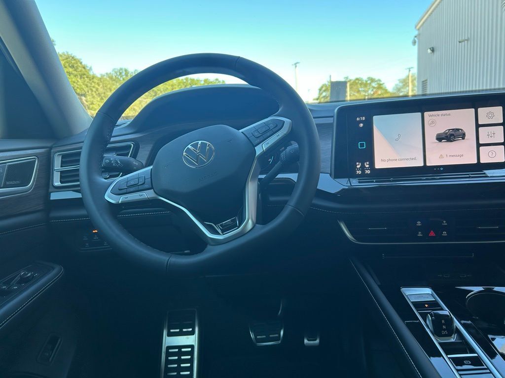 2026 Volkswagen Atlas 2.0T SEL Premium R-Line Tampa FL