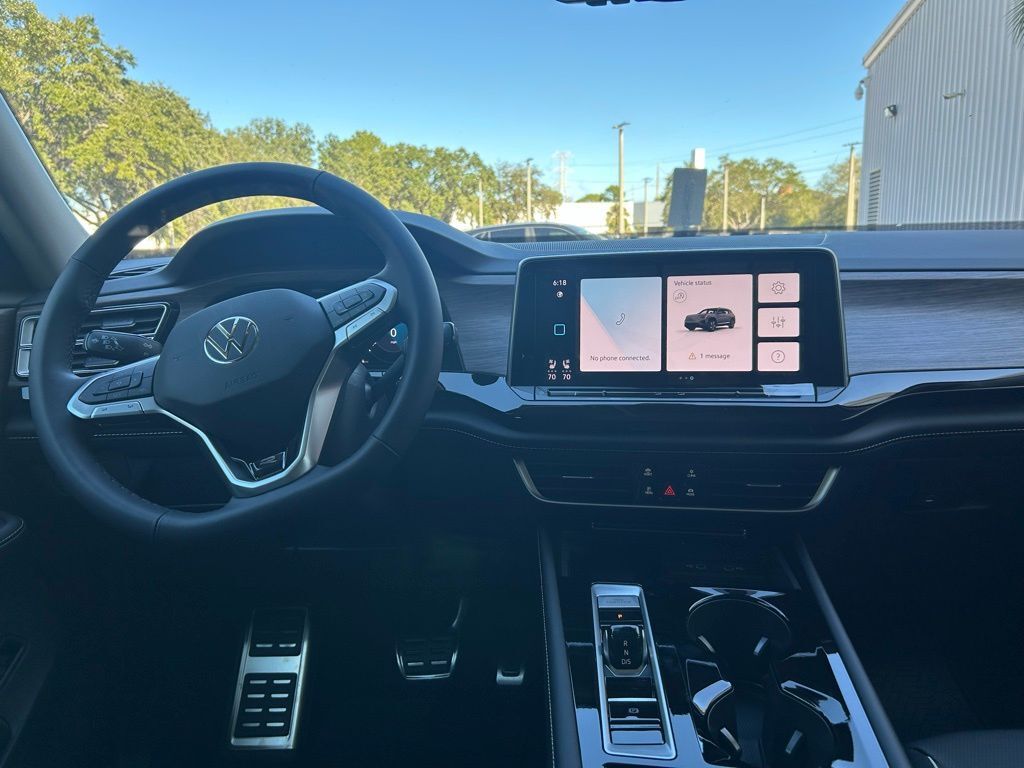2026 Volkswagen Atlas 2.0T SEL Premium R-Line Tampa FL