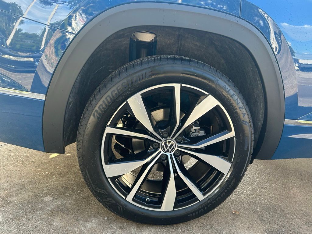 2026 Volkswagen Atlas 2.0T SEL Premium R-Line Tampa FL