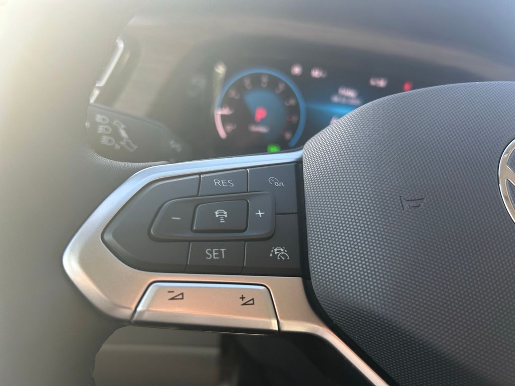 2026 Volkswagen Atlas 2.0T SEL Premium R-Line Tampa FL