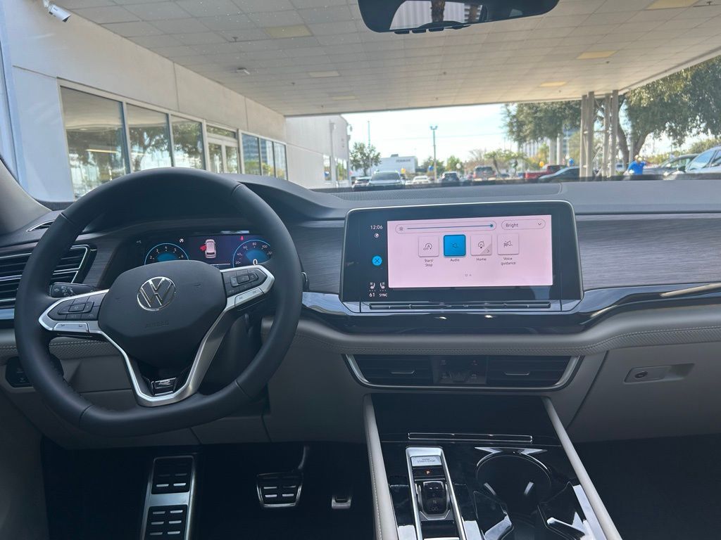 2026 Volkswagen Atlas 2.0T SEL Premium R-Line Tampa FL