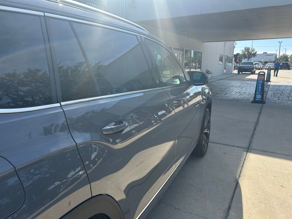 2026 Volkswagen Atlas 2.0T SEL Premium R-Line Tampa FL