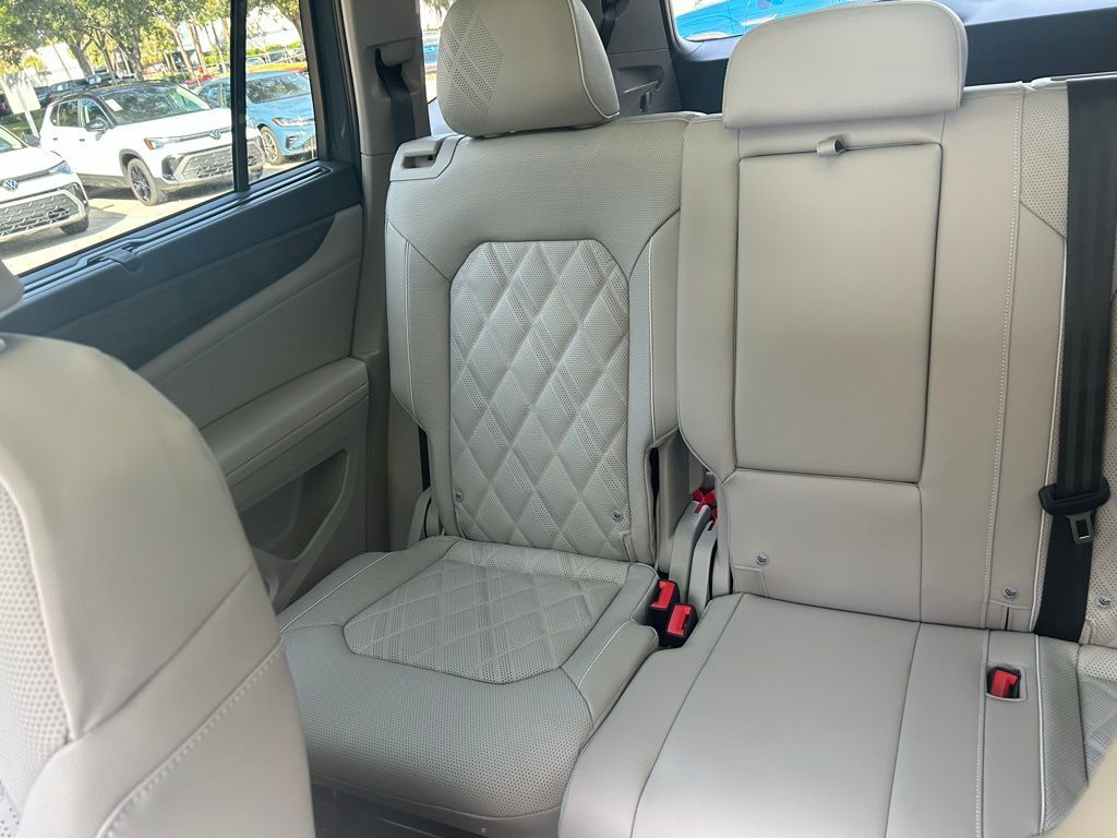 2026 Volkswagen Atlas 2.0T SEL Premium R-Line Tampa FL