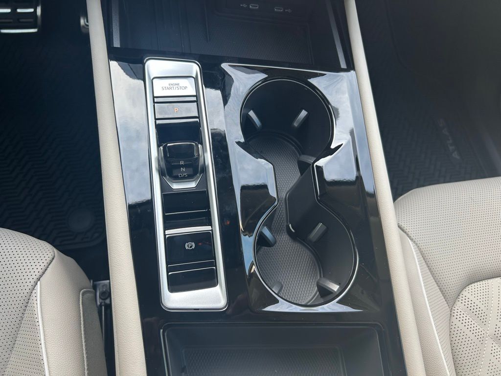 2026 Volkswagen Atlas 2.0T SEL Premium R-Line Tampa FL