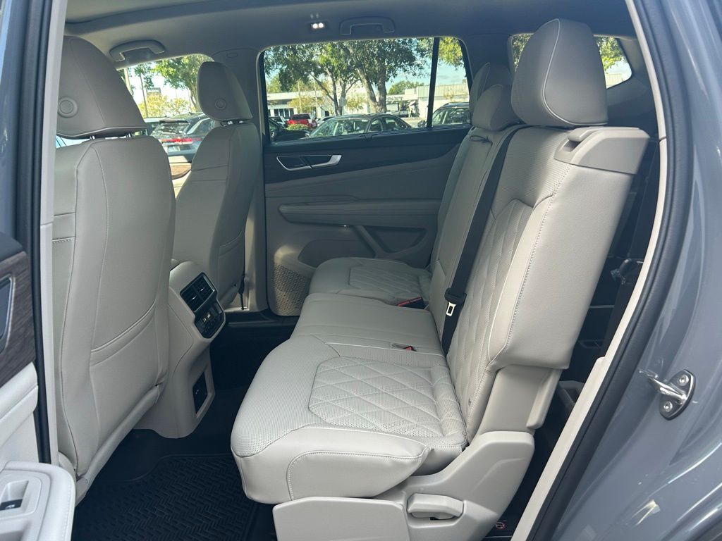 2026 Volkswagen Atlas 2.0T SEL Premium R-Line Tampa FL