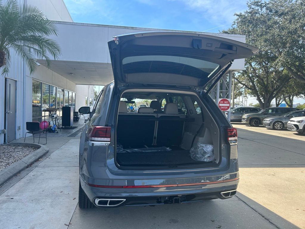 2026 Volkswagen Atlas 2.0T SEL Premium R-Line Tampa FL