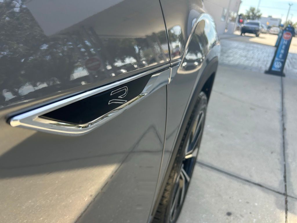 2026 Volkswagen Atlas 2.0T SEL Premium R-Line Tampa FL