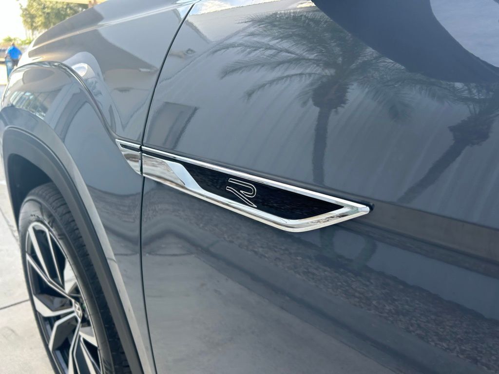 2026 Volkswagen Atlas 2.0T SEL Premium R-Line Tampa FL