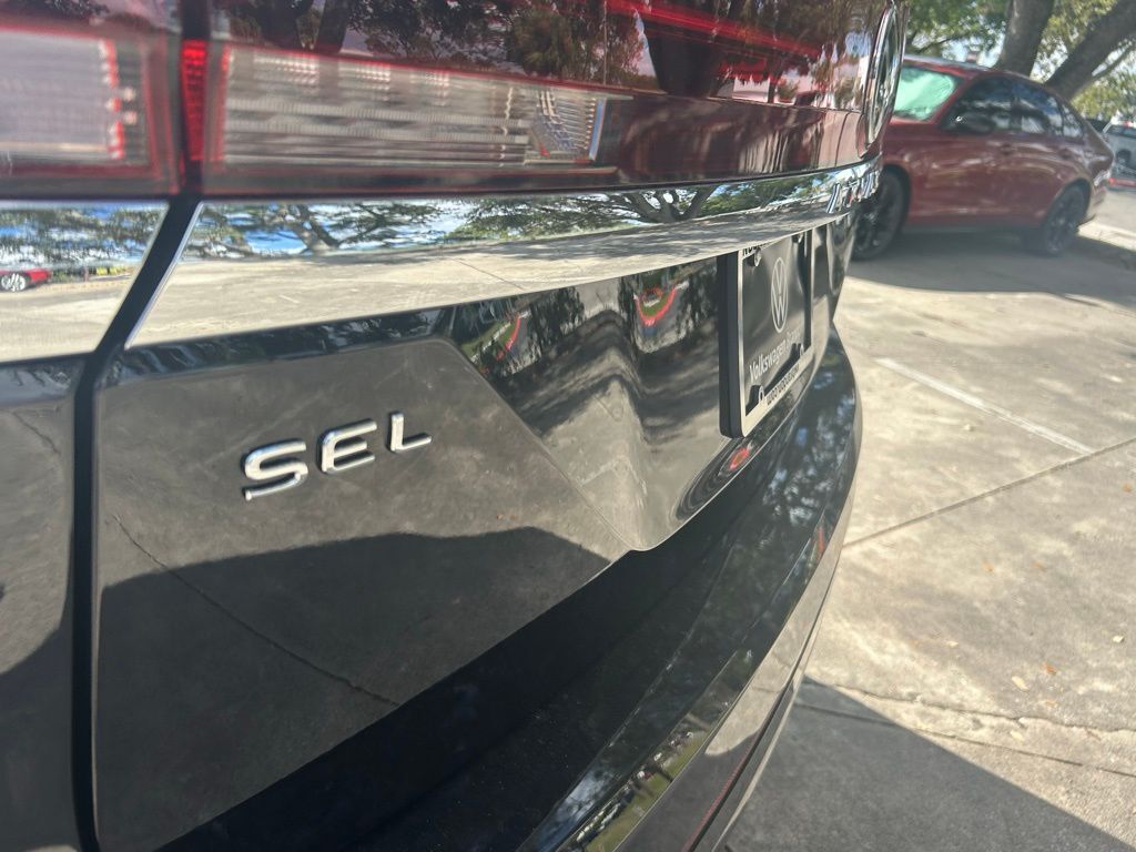 2026 Volkswagen Atlas 2.0T SEL Premium R-Line Tampa FL