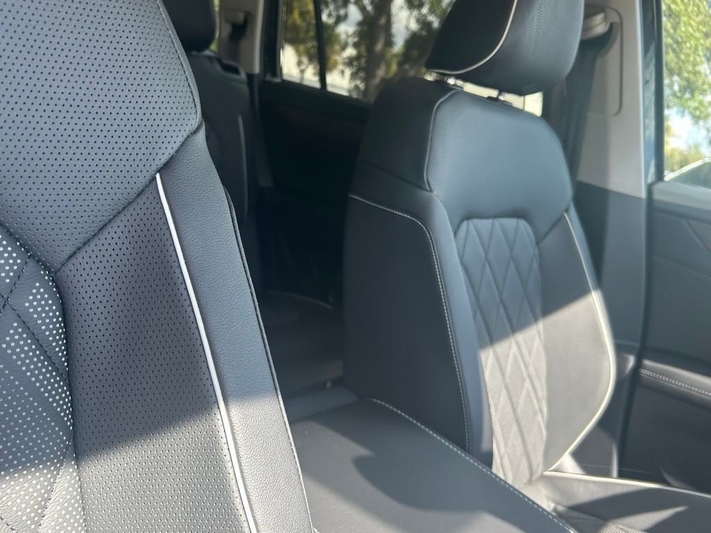 2026 Volkswagen Atlas 2.0T SEL Premium R-Line Tampa FL