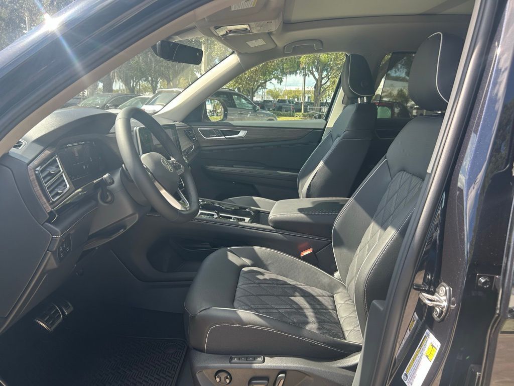 2026 Volkswagen Atlas 2.0T SEL Premium R-Line Tampa FL