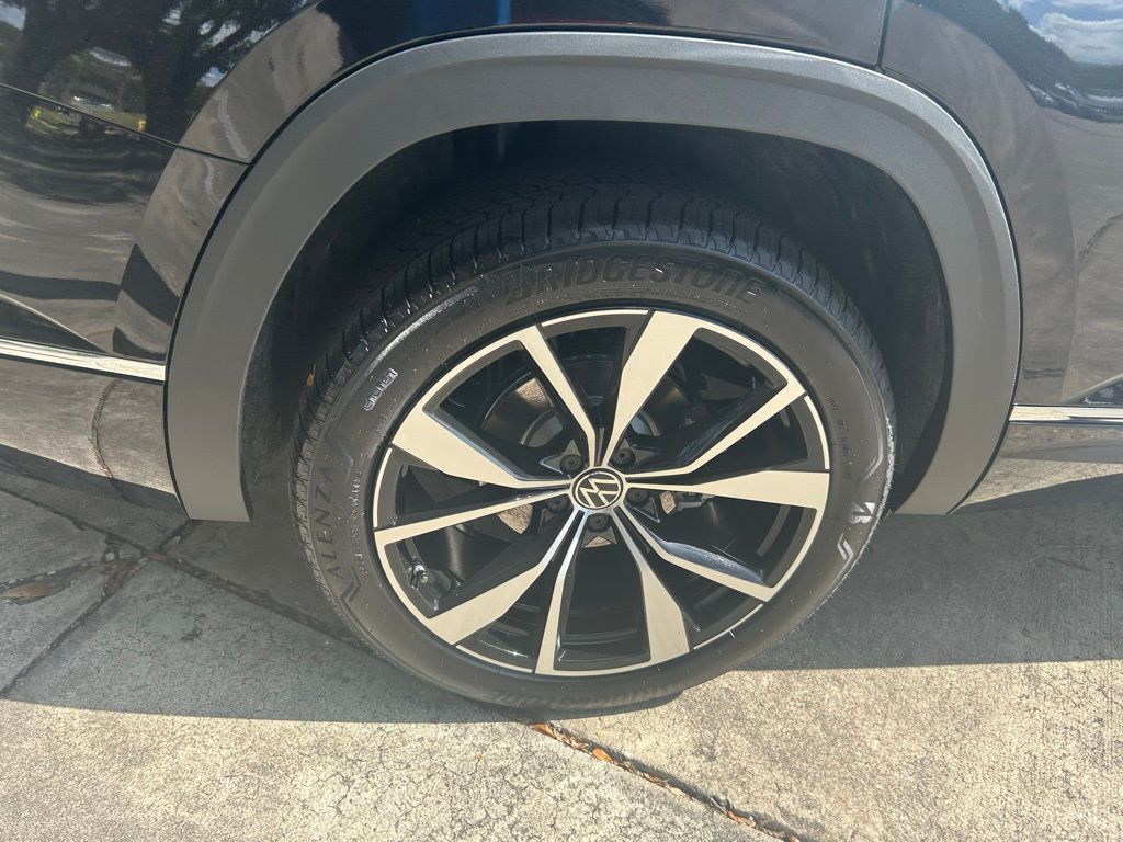 2026 Volkswagen Atlas 2.0T SEL Premium R-Line Tampa FL