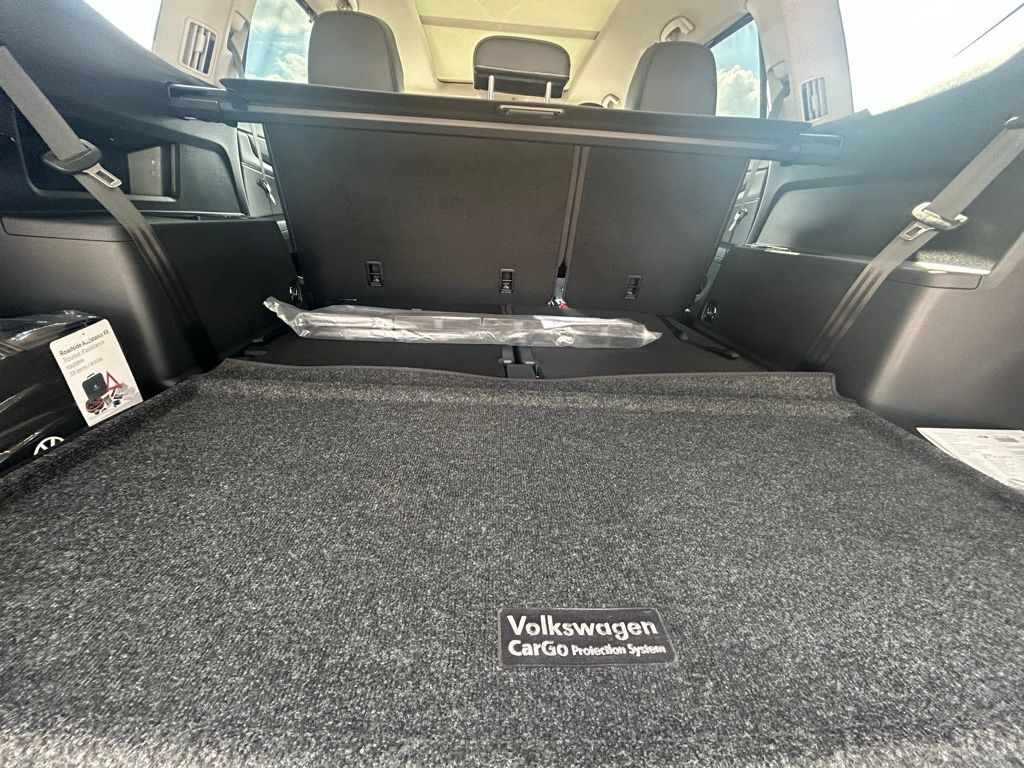 2026 Volkswagen Atlas 2.0T SEL Premium R-Line Tampa FL