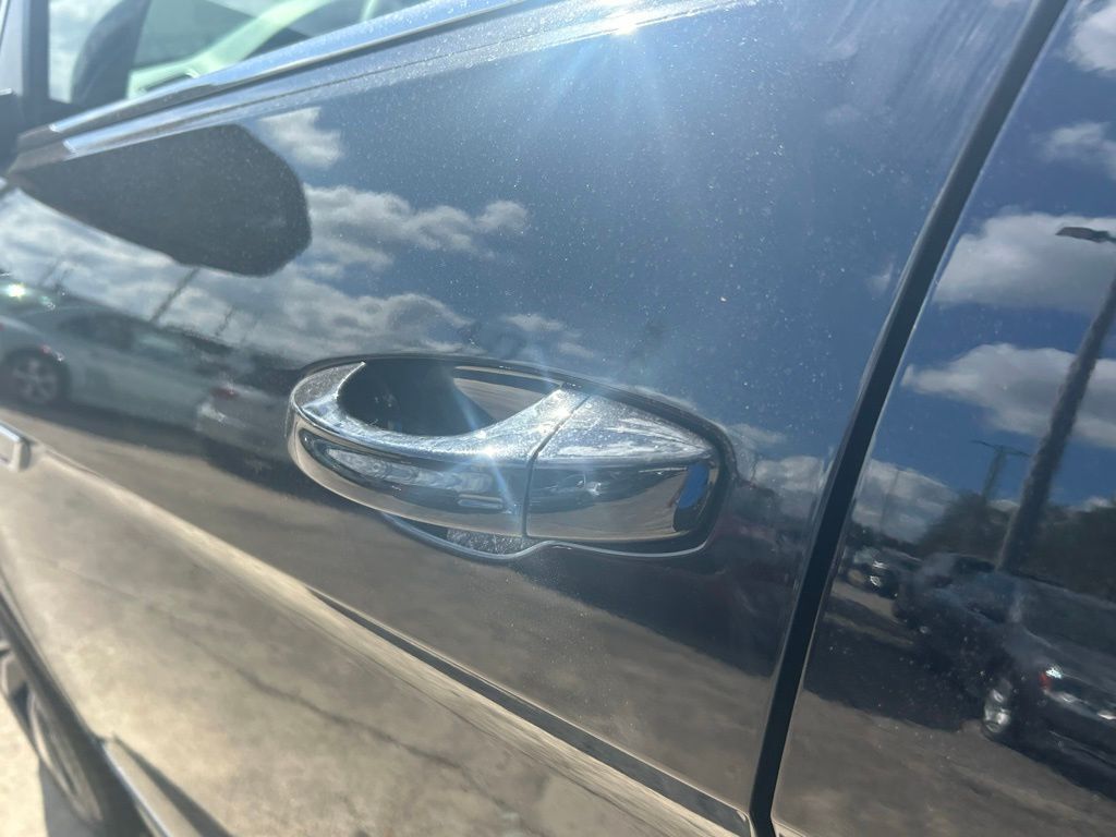 2026 Volkswagen Atlas 2.0T SEL Premium R-Line Tampa FL