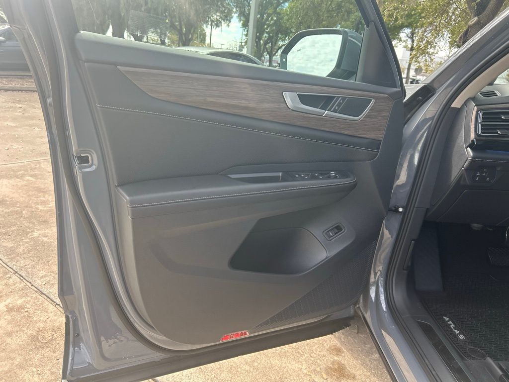 2026 Volkswagen Atlas 2.0T SEL Tampa FL